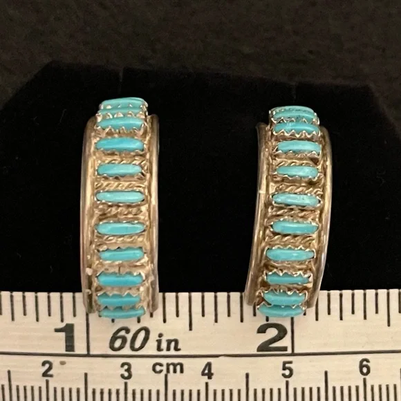 ZUNI TURQUOISE HALF HOOP STERLING EARRINGS - Picture 5 of 7